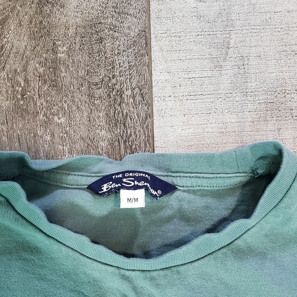 𝗕𝗲𝗻 𝗦𝗵𝗲𝗿𝗺𝗮𝗻 𝗚𝘂𝗶𝘁𝗮𝗿 𝘚𝘩𝘪𝘳𝘵 Men's M 𝗘𝗨𝗖 𝗡𝗲𝘃𝗲𝗿 𝗪𝗼𝗿𝗻 - Picture 5 of 8